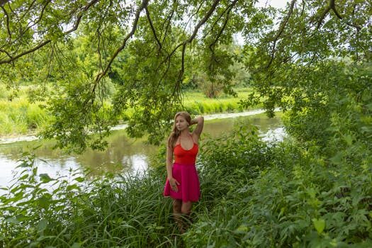 Ease into the weekend with a world of only pink Porsche