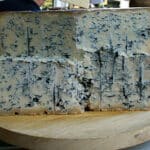 Gorgonzola Vs Queso Azul: Descubre las 5 Diferencias Clave